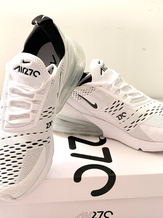 Nike Shoes - Nike Women's Air Max 270 Sneakers White/Black sz 8.5